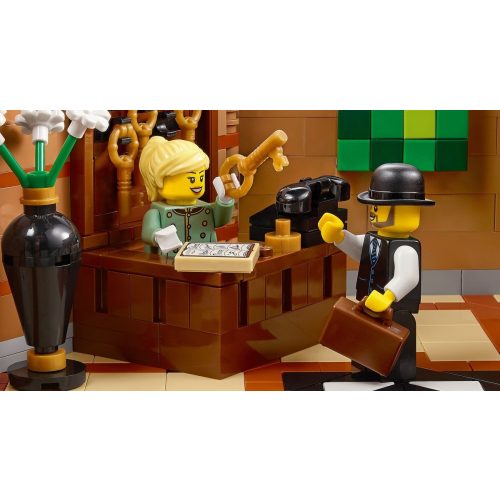 LEGO® Creator 10297 - Boutique Hotel
