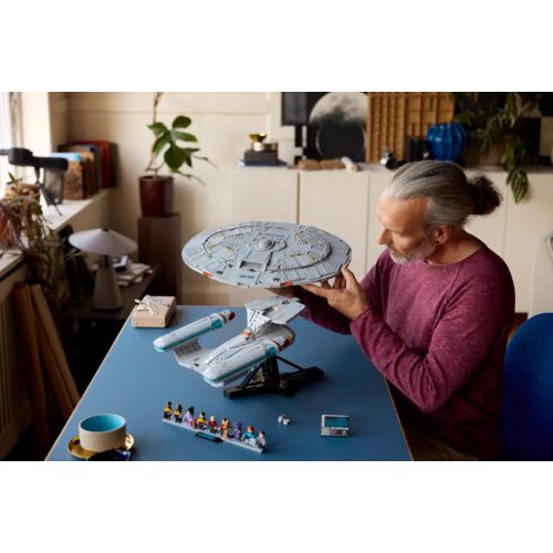 LEGO® 10356 Star Trek: U.S.S. Enterprise NCC-1701-D™