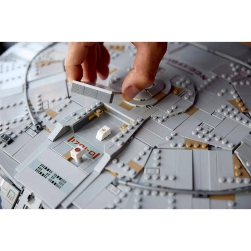 LEGO® 10356 Star Trek: U.S.S. Enterprise NCC-1701-D™