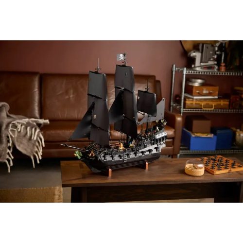 LEGO® 10365 Jack Sparrow kapitány kalózhajója