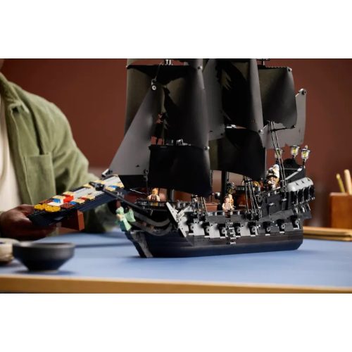 LEGO® 10365 Jack Sparrow kapitány kalózhajója