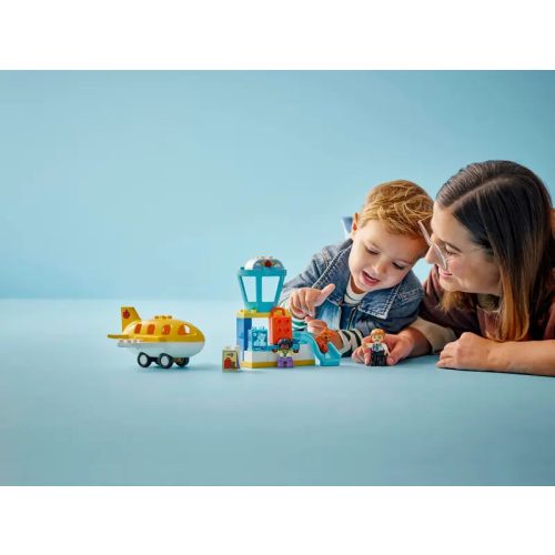 LEGO® 10443 Először a repülőtéren