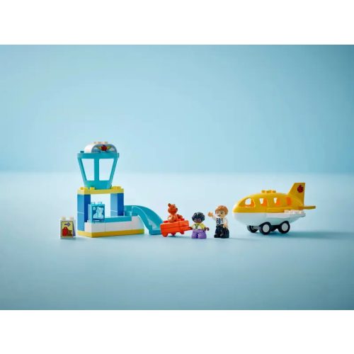 LEGO® 10443 Először a repülőtéren