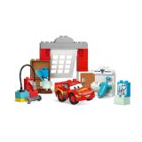 LEGO® 10456 McQueen látogatása Doki garázsában