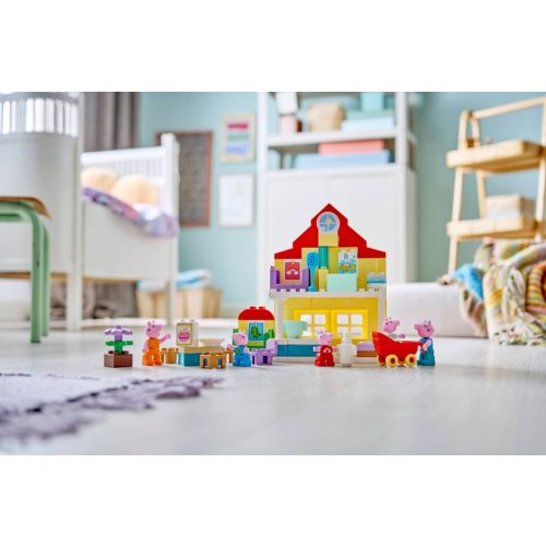 LEGO® 10467 Családi ház