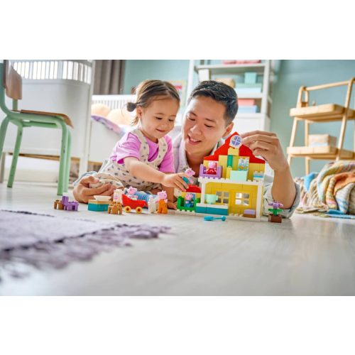 LEGO® 10467 Családi ház