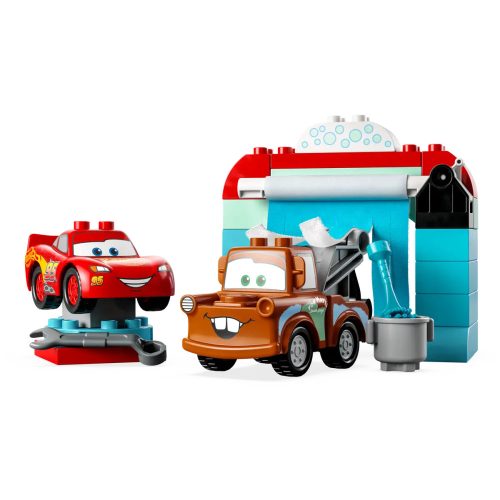 LEGO® Villám McQueen és Matuka vidám autómosása
