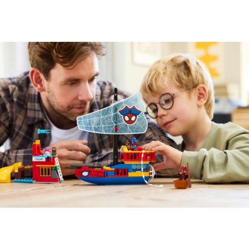 LEGO® 11208 A pókcsapat kalózhajója