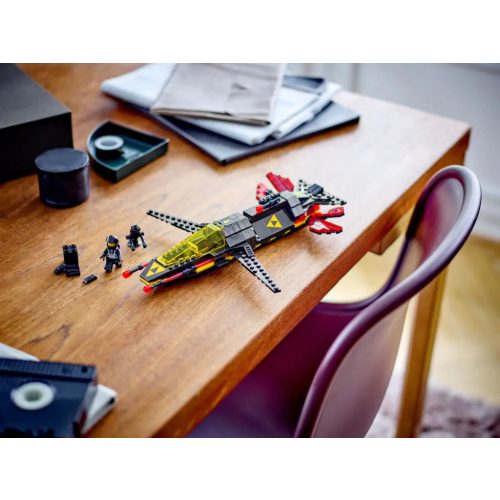LEGO® Blacktron Cruiser