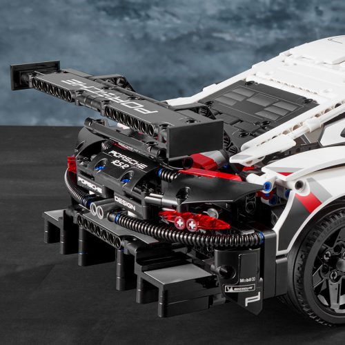 LEGO® Technic 42096 - Porsche 911 RSR