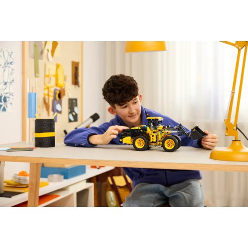 LEGO® 42209 Volvo L120 Electric kerekes rakodógép