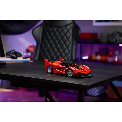 LEGO® 42212 Ferrari FXX K