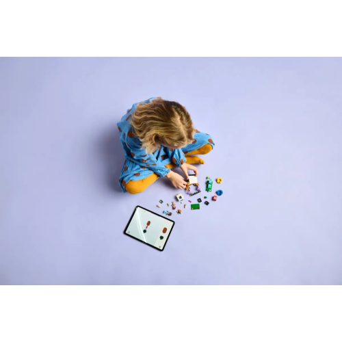 LEGO® 42642 Moziest a barátokkal