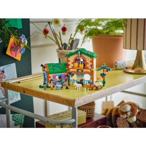 LEGO® 42654 Pónifarm és istálló