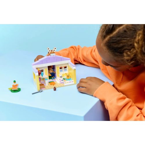 LEGO® 42679 Heartlake City nyuszipanzió