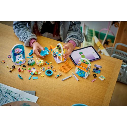 LEGO® 42686 Vidám játszóház
