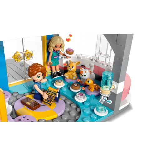 LEGO® 42689 Heartlake City klubház