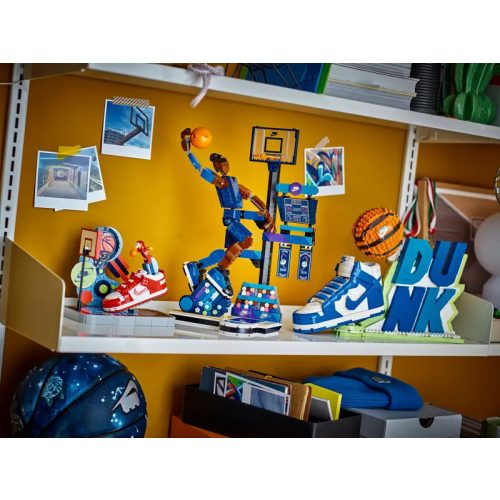 LEGO® 43010 Nike Slam Dunk