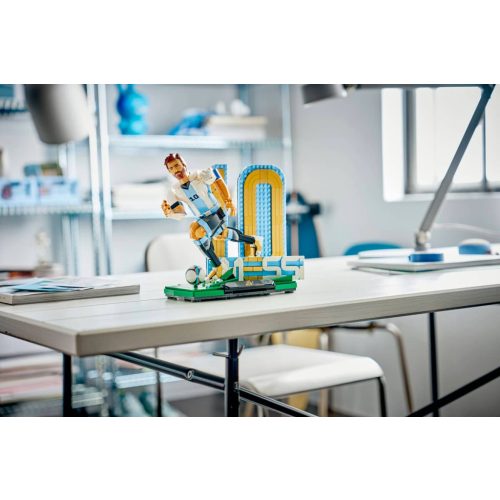 LEGO® 43015 Lionel Messi – Futball-legenda