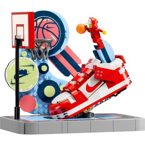 LEGO® 43021 Nike Dunk Trickshot