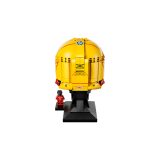 LEGO® 43022 Scuderia Ferrari HP Lewis Hamilton sisakja