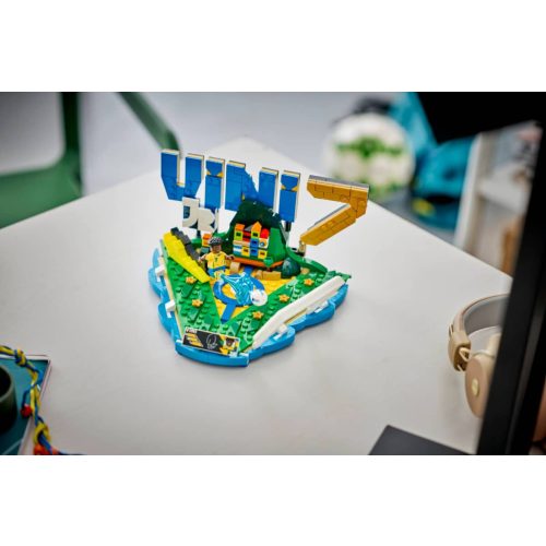 LEGO® 43027 Vini Jr. – A futball legjobb pillanatai