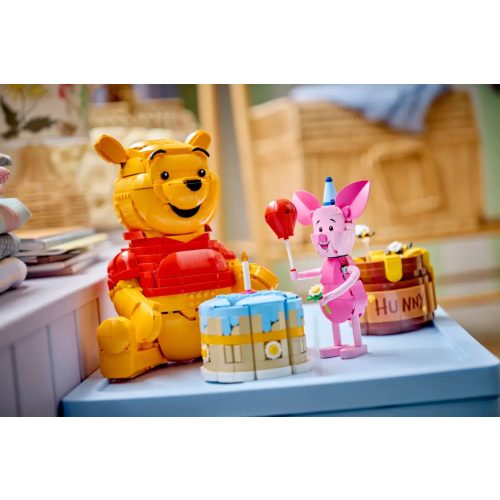 LEGO® 43305 Malacka vidám születésnapja