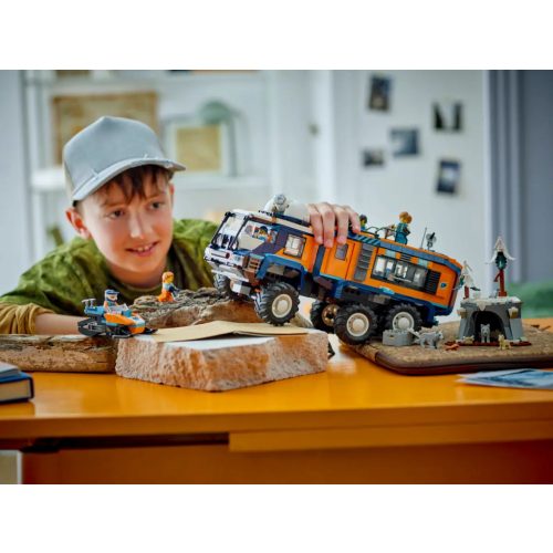 LEGO® 60471 Sarkvidéki felfedezők mozgó laborja