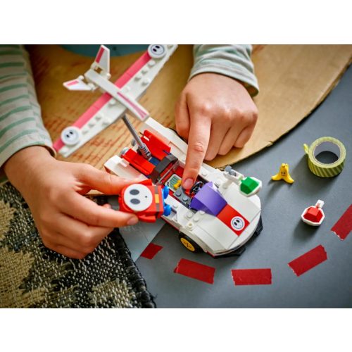 LEGO® 72045 Mario Kart™ – Shy Guy és P-Wing