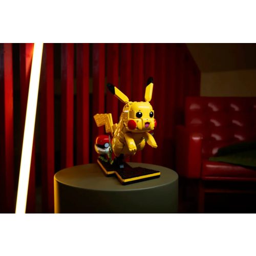 LEGO® 72152 Pikachu és pokélabda