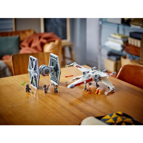 LEGO® TIE Fighter és X-Wing mix