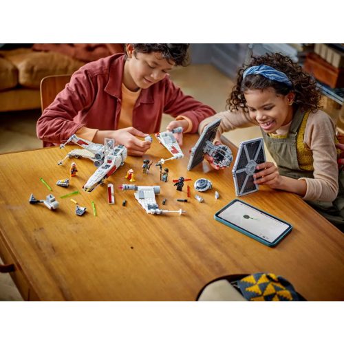 LEGO® TIE Fighter és X-Wing mix