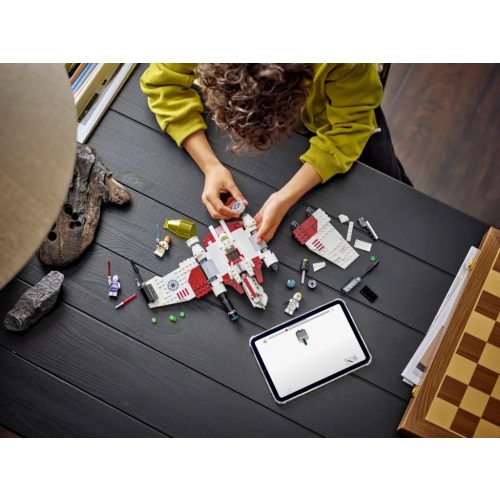 LEGO® 75432 V-19 Torrent-osztályú csillagvadász
