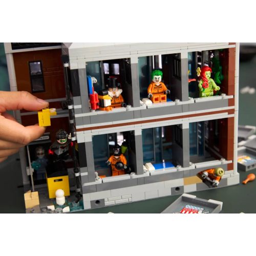 LEGO® 76300 Arkham Asylum™