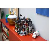 LEGO® 76300 Arkham Asylum™