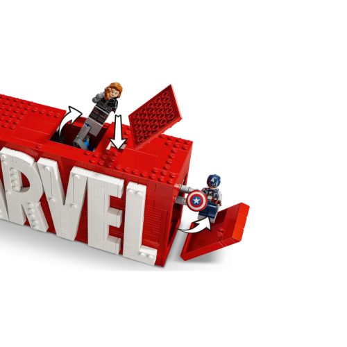 LEGO® MARVEL logó és minifigurák