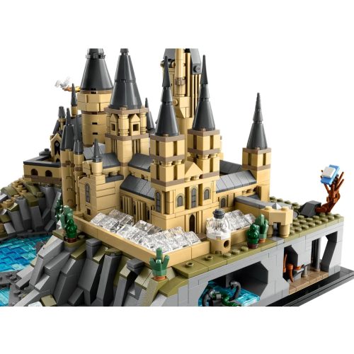 LEGO® A Roxfort™ kastély és környéke