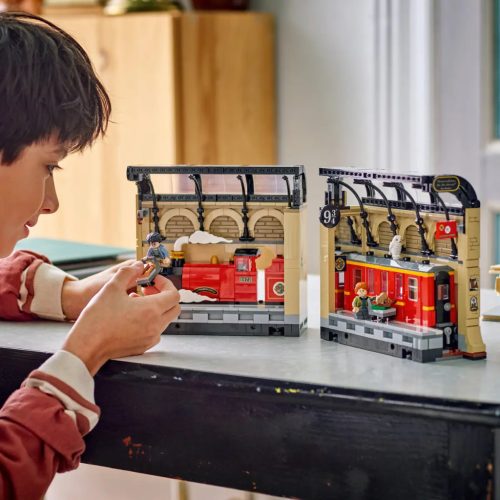 LEGO® 76450 Könyvkuckó: Roxfort™ expressz