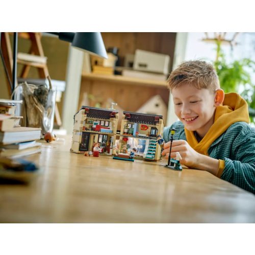 LEGO® 76451 Privet Drive: Marge néni látogatása