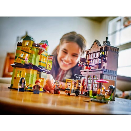 LEGO® 76452 Kviddics™ a javából sportszaküzlet és a Fagylaltszalon