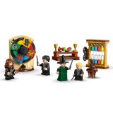 LEGO® 76460 Roxfort™ kastély: A Teszlek Süveg kiválasztási ceremóniája