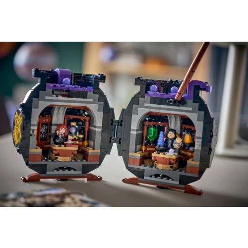 LEGO® 76464 Üst: Titkos bájitaltanóra-terem