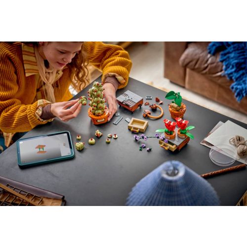 LEGO® 76474 A Roxfort™-i gyógynövénytanóra növényei