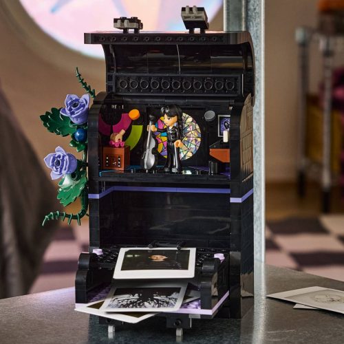 LEGO® 76787 Wednesday hátizsákja