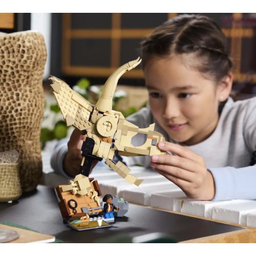 LEGO® Dinómaradványok: Triceratops-koponya